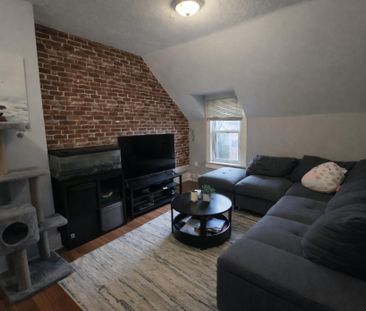 For Lease - 14 Burton Avenue Unit# A, Barrie, Ontario - Photo 3