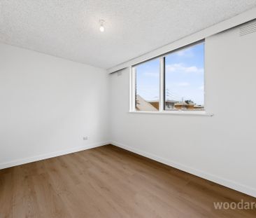 Effortless Living in a Connected Tullamarine Pocket - Photo 4