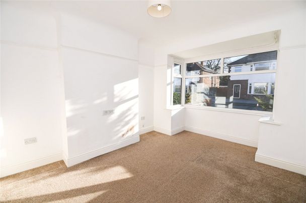 Pembroke Drive, CH65 6TB, Ellesmere Port - Photo 1