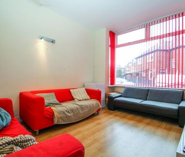 4 bedroom terraced house to rent - Photo 6