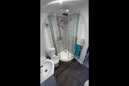 Studio Flat, Baring Road, SE12 - Photo 3