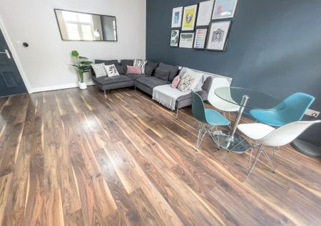6 bedroom terraced house to rent - Photo 2