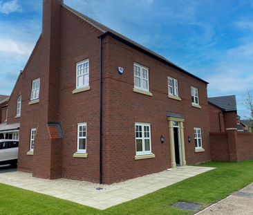 4 bedroom detached house to rent - Photo 2