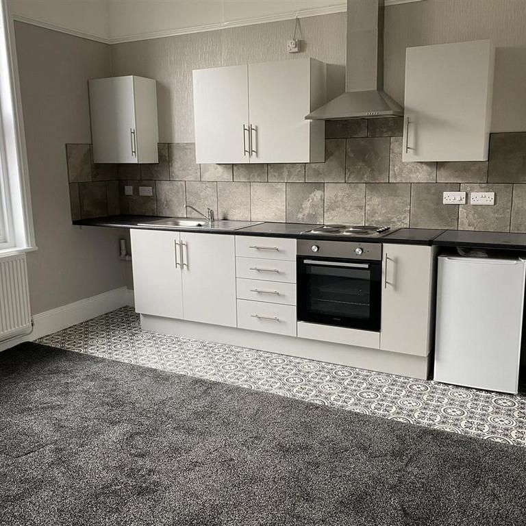 1 bedroom property to rent - Photo 1