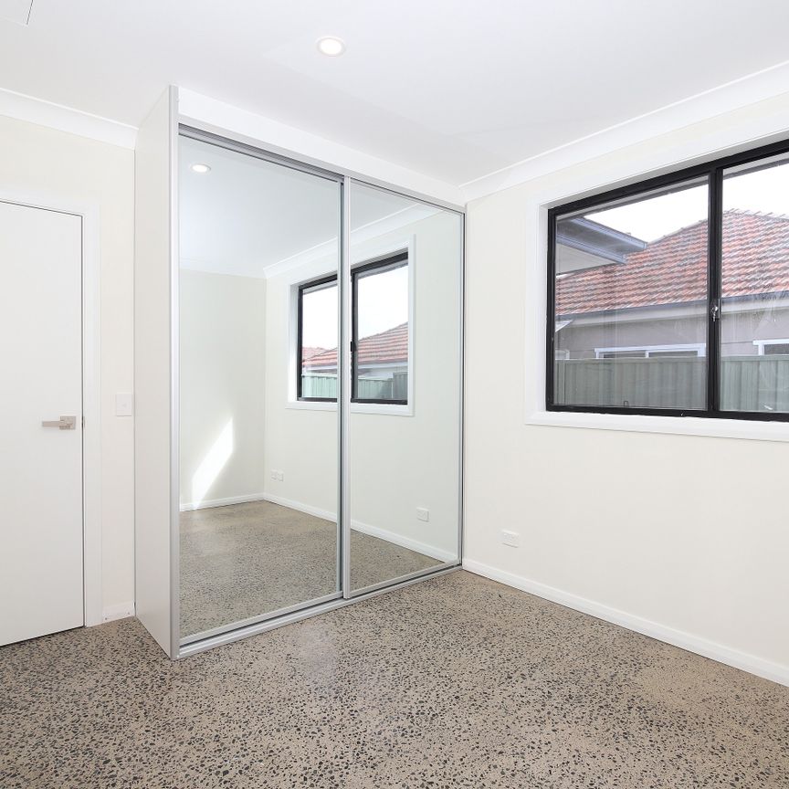 8A Caldwell Parade - Photo 1