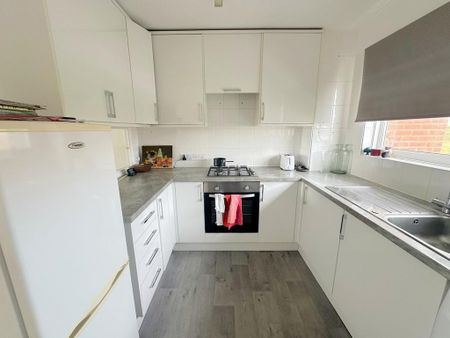 2 bedroom apartment to rent - Photo 5