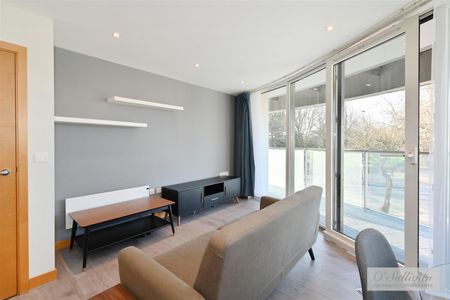 1 bed apartment to rent in Queenstown Road, London, SW11 - Photo 2
