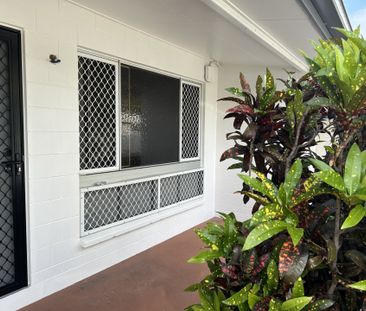 NEAT, TIDY AND QUIET UNIT IN ROSSLEA - Photo 2