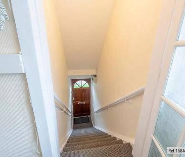 3 bed Flat in Oxgangs Road North , Edinburgh, EH13 9EA - Photo 1