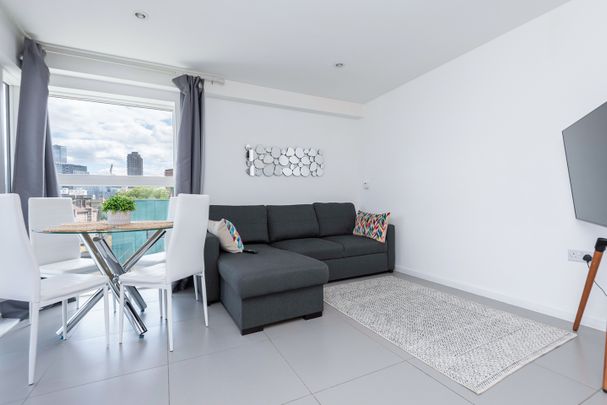 1 Bed Flat, Dance Square, EC1V - Photo 1