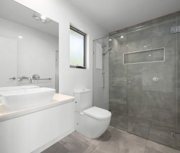 Stylish Townhouse in the Heart of Hawthorne - Photo 1