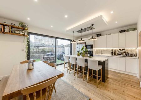 Ashvale Road, SW17 8PW, London - Photo 4