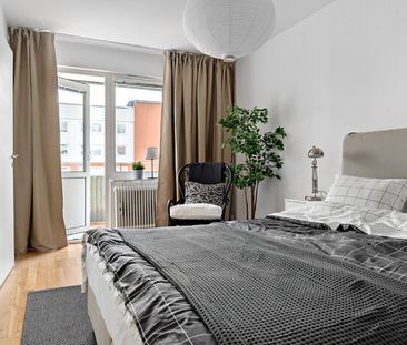 Rosstorpsvägen 8 B - Foto 1