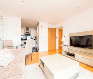 2 Bed Flat, Fairthorn Road, SE7 - Photo 2