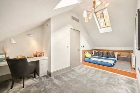 Elvaston Mews, London SW7 - Photo 3