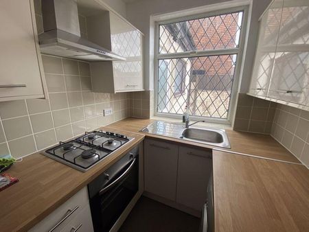 1 bedroom apartment to rent - Photo 4