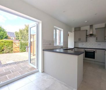 3 Bedroom Terraced To Let - Photo 6