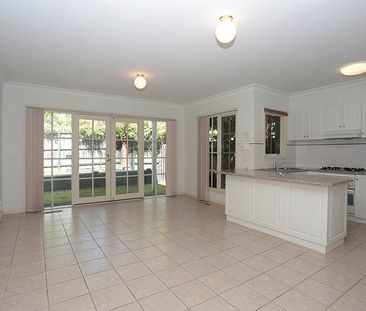 4/40 Cootamundra Crescent, Blackburn - Photo 5