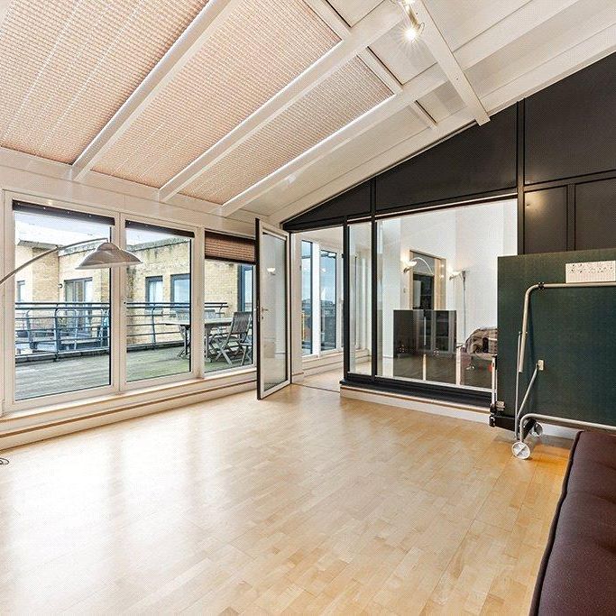 3 bedroom penthouse to rent - Photo 1