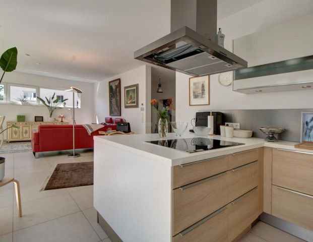 HTI | Teilmöblierte Erdgeschosswohnung mit Garten in Friedrichsdorf-Köppern - Photo 1