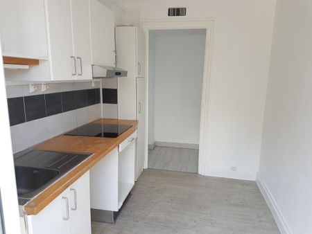 Location Appartement 3 pièces 66m² CHAMBERY 73000 - Photo 5