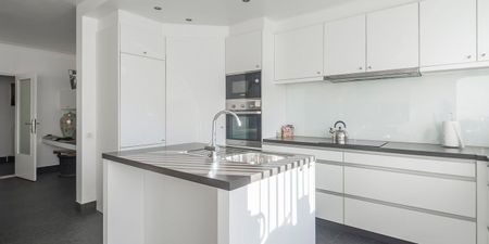 Appartement te huur in Berchem voor € 1.150 met 2 slaapkamers - Foto 2