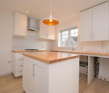 21, Tavistock Park, Leeds, West Yorkshire, LS12 4DD - Photo 1