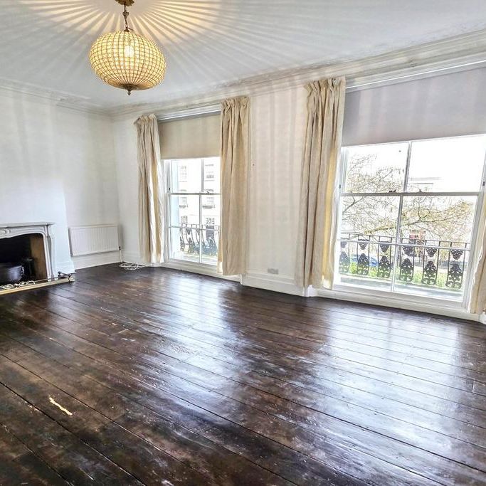 4 bedroom end of terrace house to rent - Photo 1