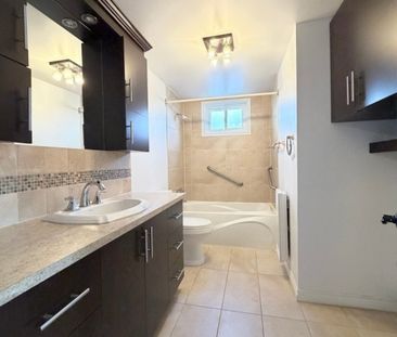 562 Rue Laurendeau, J6A 7H3, Repentigny - Photo 3