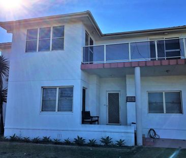 Beautiful Beachside Living - Photo 6