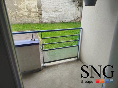 F1 AVEC TERRASSE / CELLIER ET PARKING - Photo 4