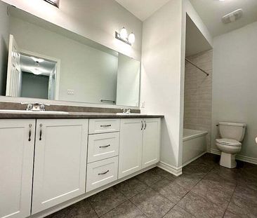 643 Makwa Pvt, Carson Grove - Carson Meadows, Ottawa, ON - Photo 5