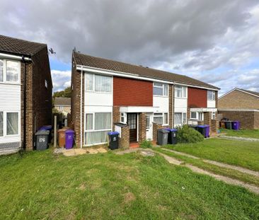 2 bedroom end of terrace house to rent - Photo 3