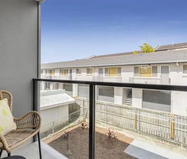 “NEAR NEW STUDIO UNIT IN GAYTHORNE” - Photo 2