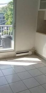 ST-LÉONARD 4 1/2 PRÈS LACORDAIRE ET ST-ZOTHIQUE - Photo 3