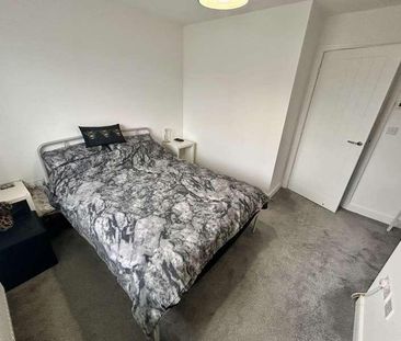 Allens Drive, Trimley St. Martin, IP11 - Photo 2