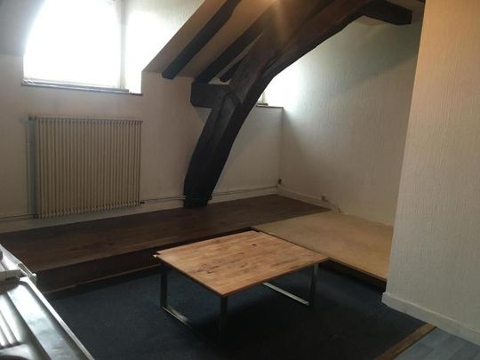 A LOUER STUDIO SECTEUR RUE DU MAIL - Studio situé ... - Photo 1