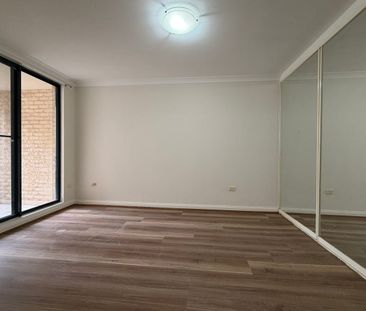 Exquisite, Restored Apartment Within Carlingford West School Catchment - Photo 1