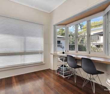 Charming Family Home in the Highly Sought-After St Peters Precinct - Photo 1