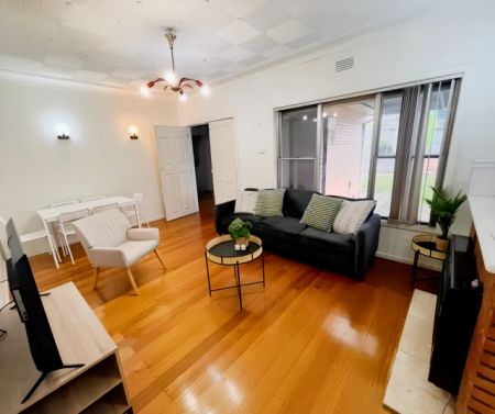 Room 3 (Private) - Photo 2