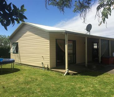 Henderson-- Tidy 2 Bedroom House - Photo 1