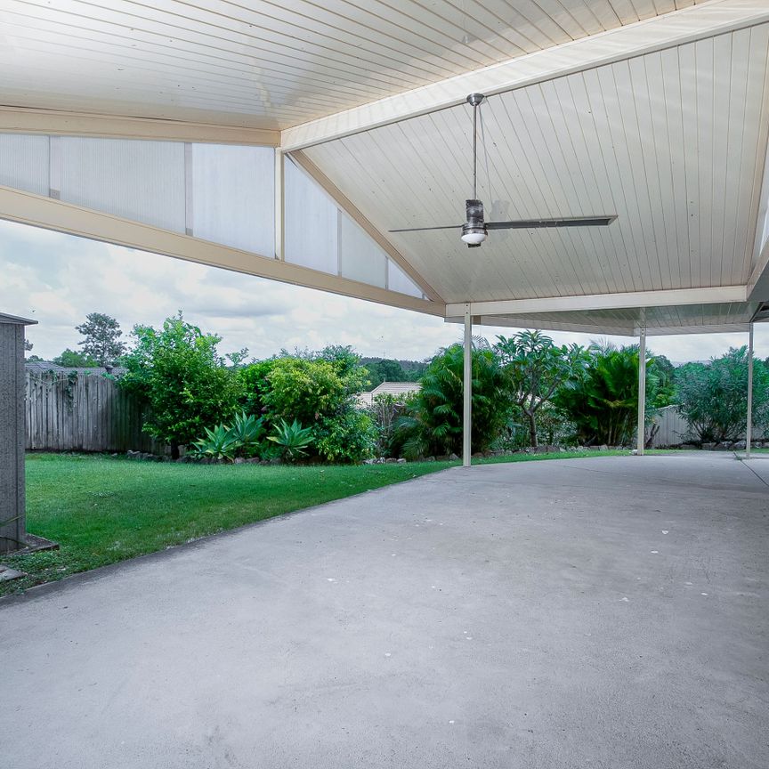 Perfect for family and entertaining guests! - Photo 1