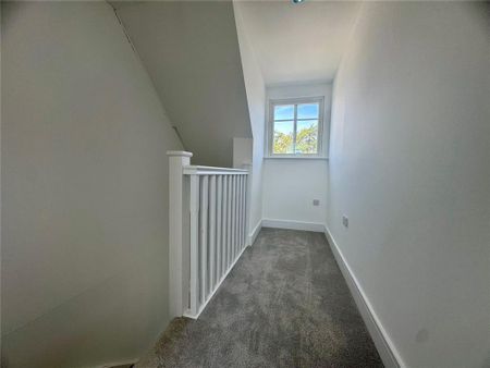 3 bedroom terraced house to rent - Photo 3