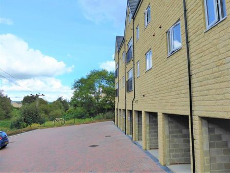 2 bedroom apartment to rent - Photo 2