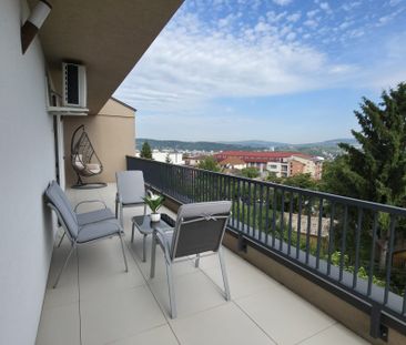 Luxurious Apartment for Rent: Prime Location – a two-minute walk fr... - Photo 2