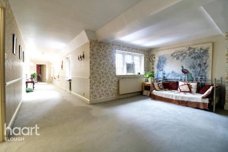 6 bedroom detached house to rent - Photo 5