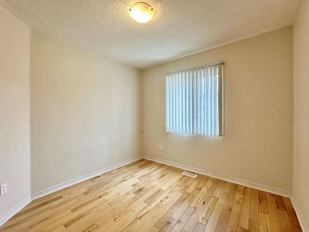 For Lease - 4600 Kimbermount Avenue Unit# 39, Mississauga, Ontario - Photo 4