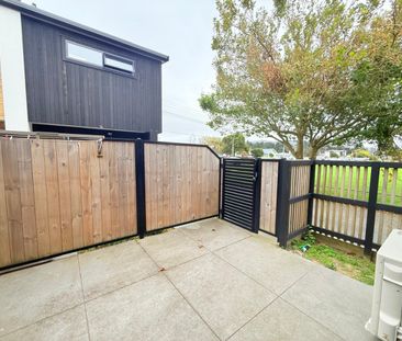 28 Fitzherbert Road, Wainuiomata - Photo 6