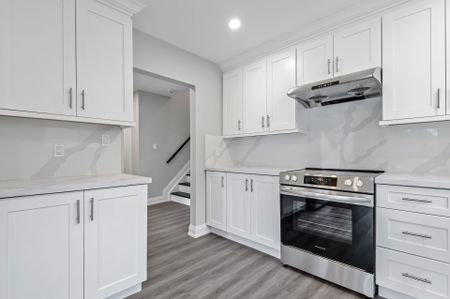 For Lease - 79 Strathavon Drive, Toronto, Ontario - Photo 3