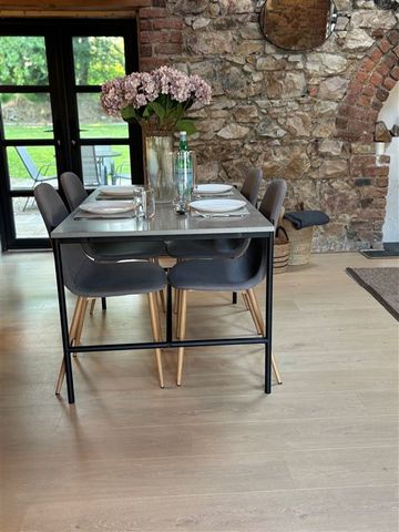 The Mews, Willow Grange, Kilcroney Lane, Bray, Co. Wicklow, Bray, Wicklow, A98YR3W - Photo 2